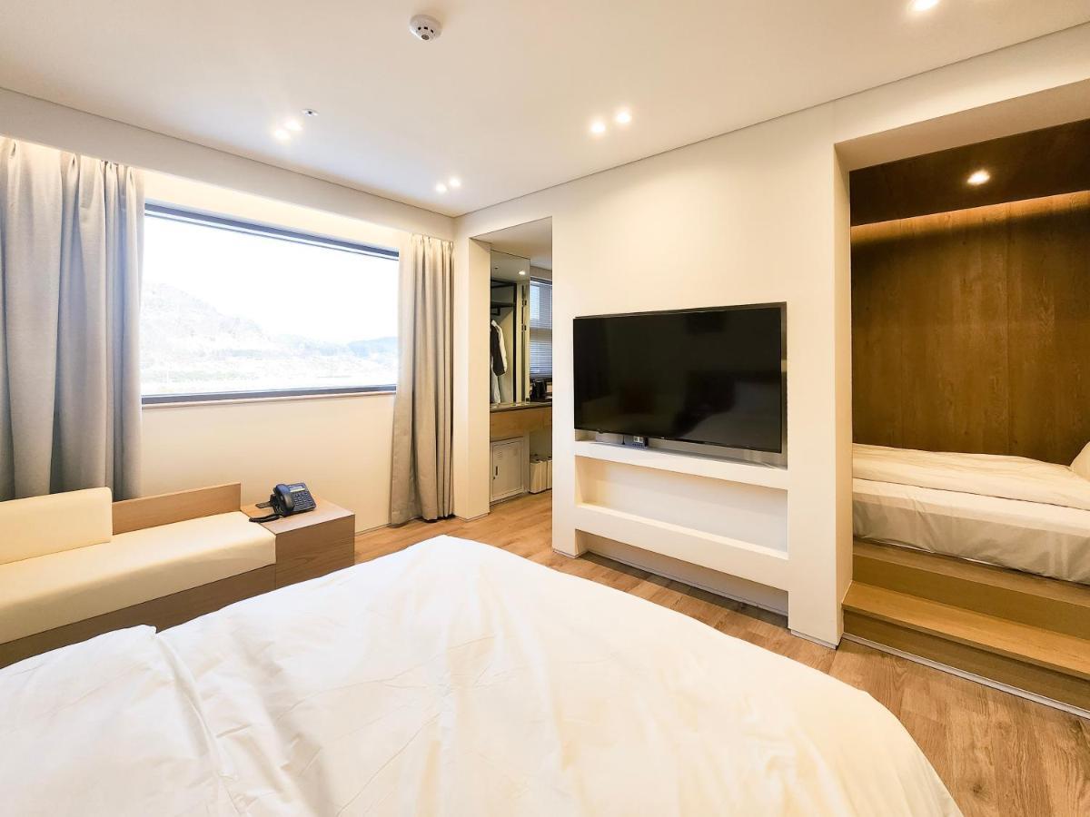 Eden Foret Hotel Чхунджу Экстерьер фото